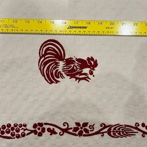 Gorgeous bertozi 32” square Italian stamped by hand tablecloth Rooster NWOT - Picture 6 of 10